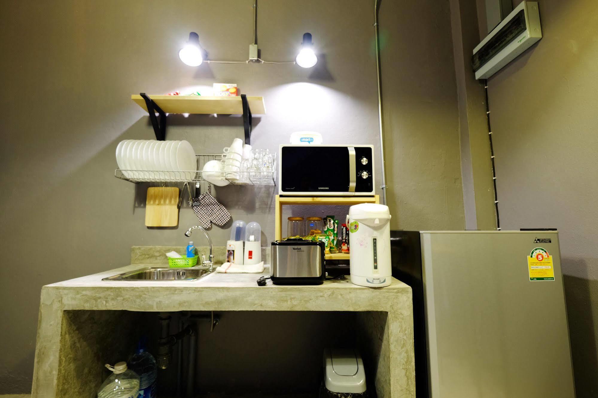 The Backpack Hostel Bangkok Exterior foto